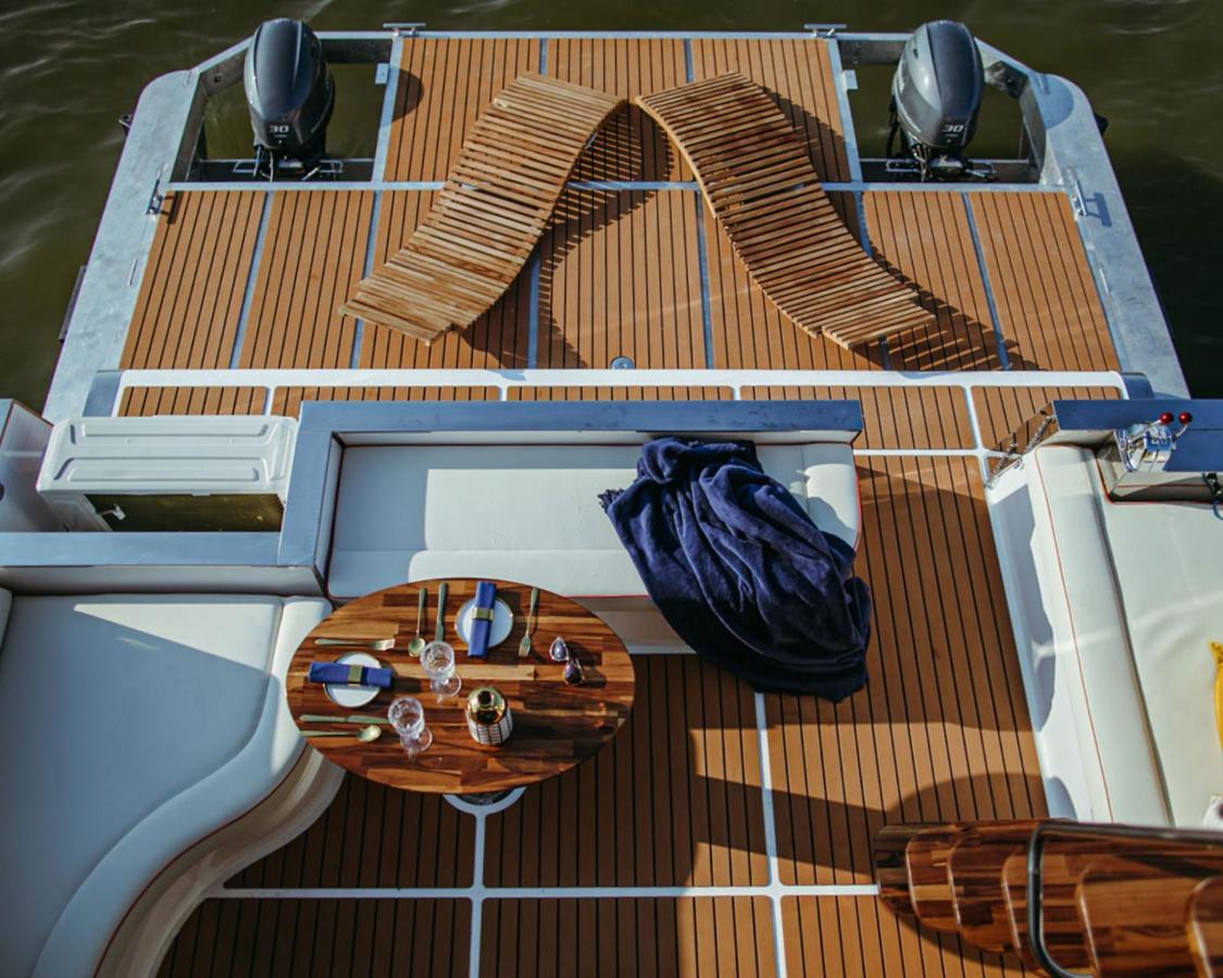 Hausboot Mit Traumlage In Luebeck-Travemuende Hotel Buitenkant foto