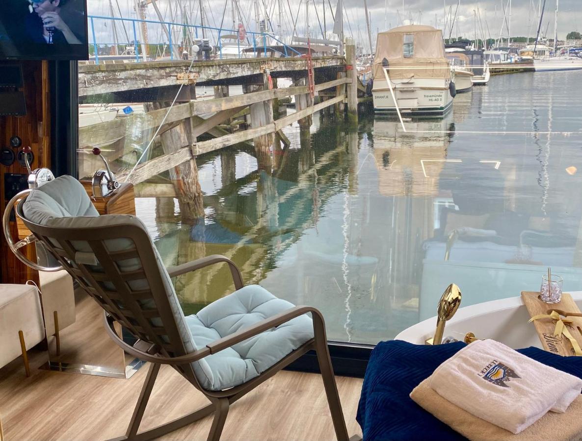Hausboot Mit Traumlage In Luebeck-Travemuende Hotel Buitenkant foto